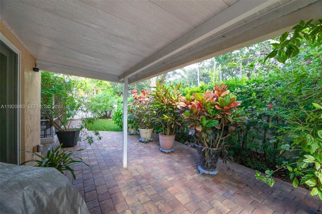 待售: $659,900 (4 贝兹, 2 浴室, 1870 平方英尺)