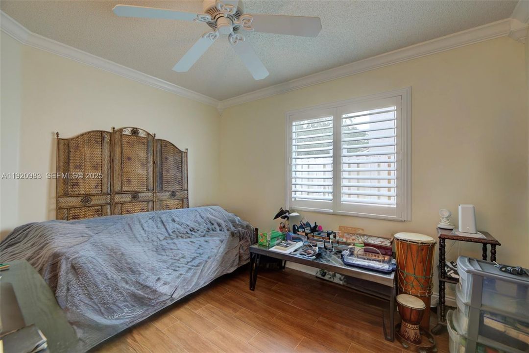 待售: $659,900 (4 贝兹, 2 浴室, 1870 平方英尺)