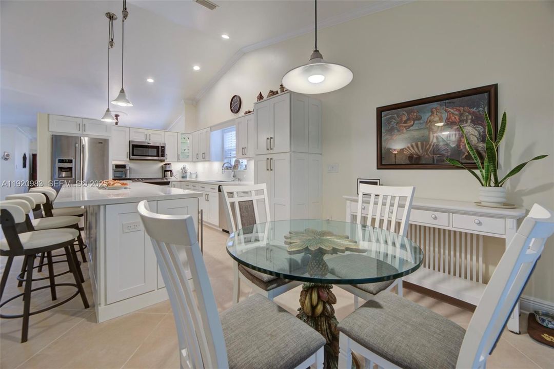 待售: $659,900 (4 贝兹, 2 浴室, 1870 平方英尺)