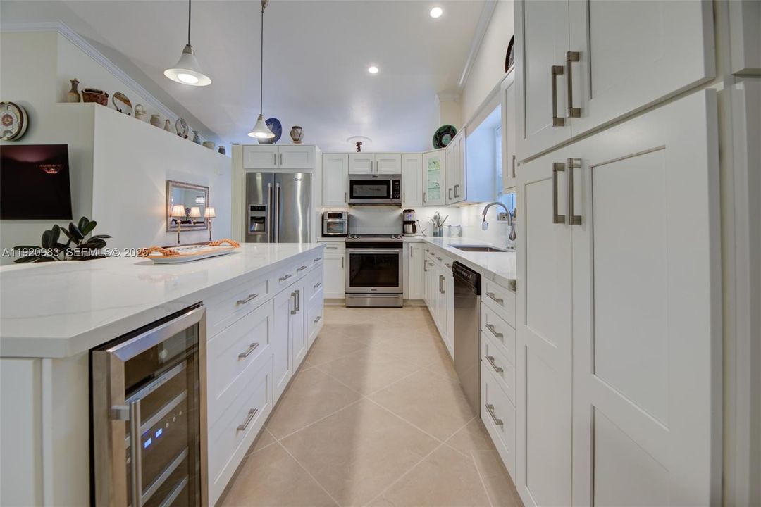 待售: $659,900 (4 贝兹, 2 浴室, 1870 平方英尺)