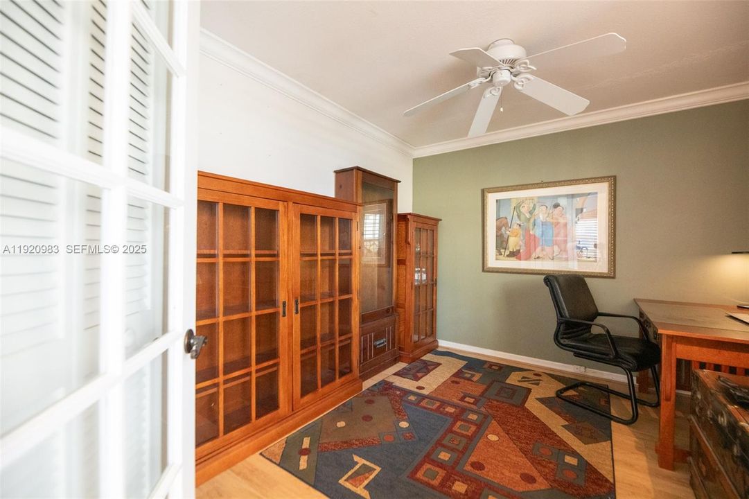 待售: $659,900 (4 贝兹, 2 浴室, 1870 平方英尺)