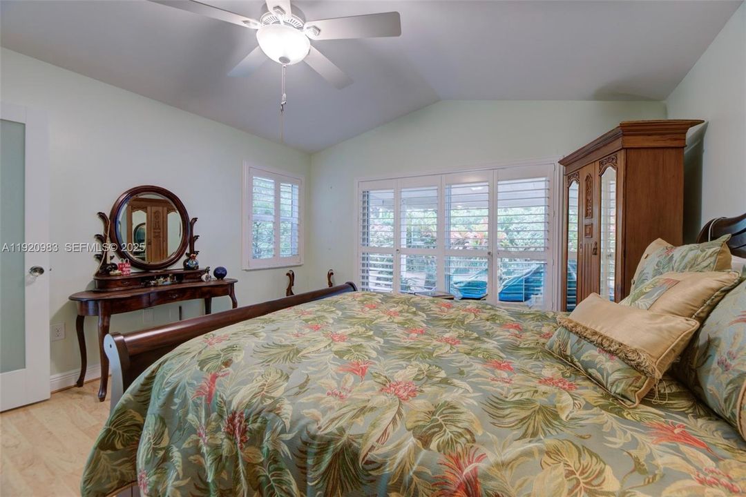 待售: $659,900 (4 贝兹, 2 浴室, 1870 平方英尺)