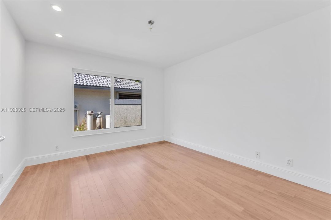 For Sale: $1,200,000 (4 beds, 3 baths, 2445 Square Feet)