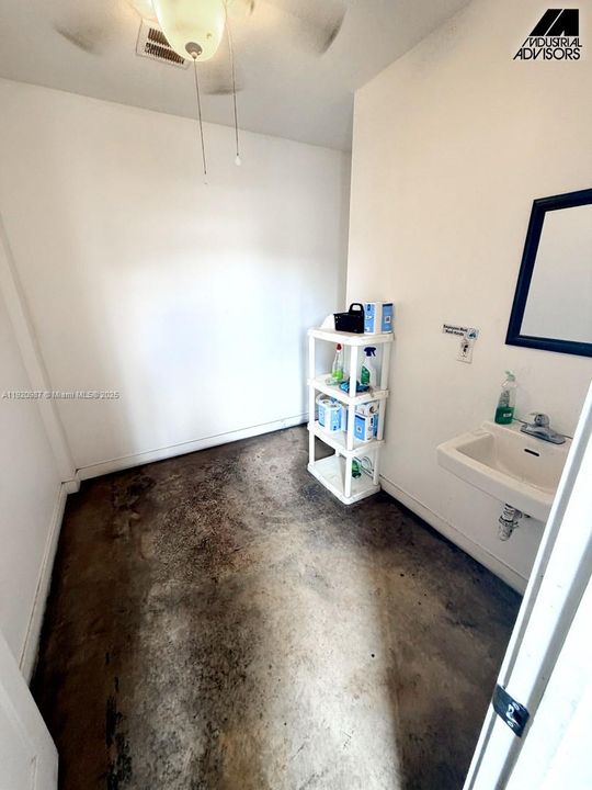 For Rent: $7,250 (0 beds, 0 baths, 0 Square Feet)