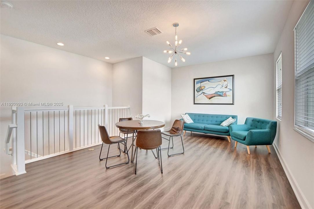 For Rent: $5,500 (4 beds, 3 baths, 2402 Square Feet)