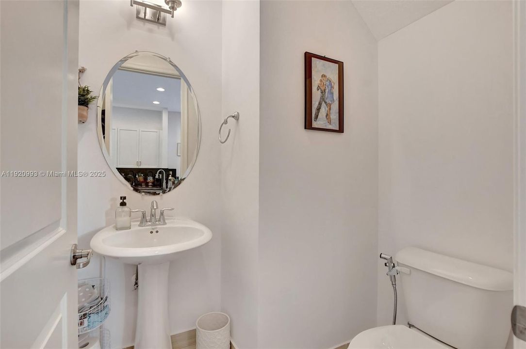 For Rent: $5,500 (4 beds, 3 baths, 2402 Square Feet)