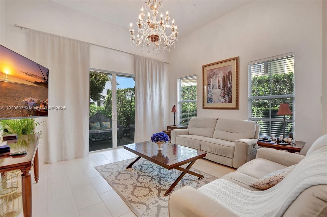 For Rent: $5,500 (4 beds, 3 baths, 2402 Square Feet)