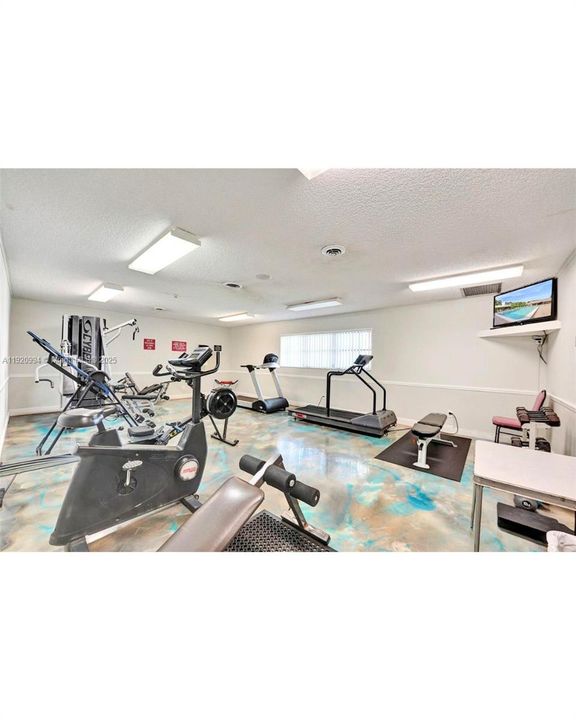 На продажу: $72,000 (1 спален, 1 ванн, 739 Квадратных фут)