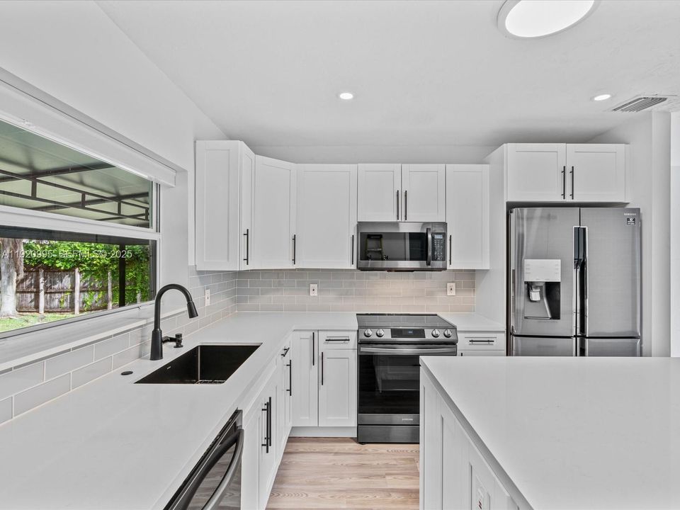 For Rent: $5,000 (3 beds, 2 baths, 1460 Square Feet)