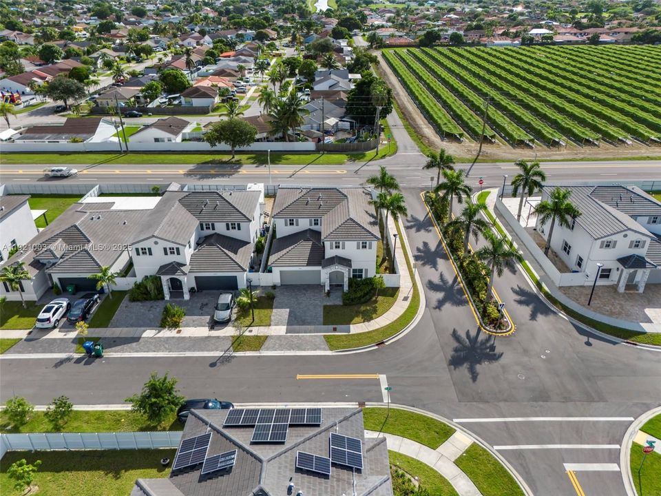 出租: $6,500 (5 贝兹, 3 浴室, 3349 平方英尺)