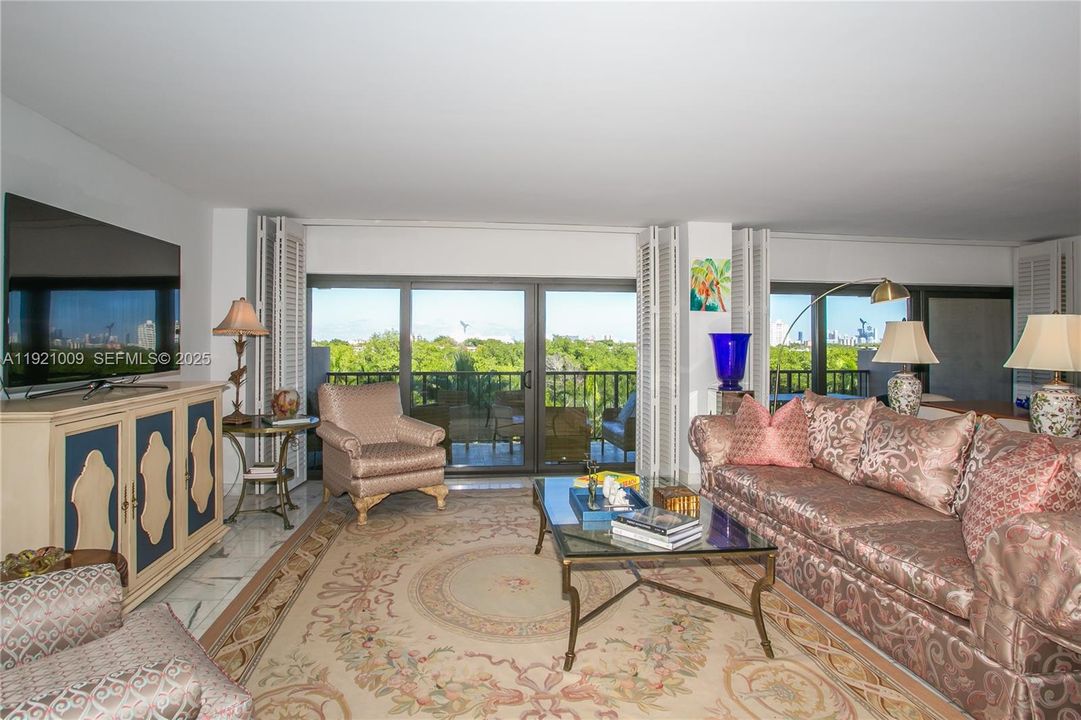 На продажу: $439,000 (2 спален, 3 ванн, 2320 Квадратных фут)