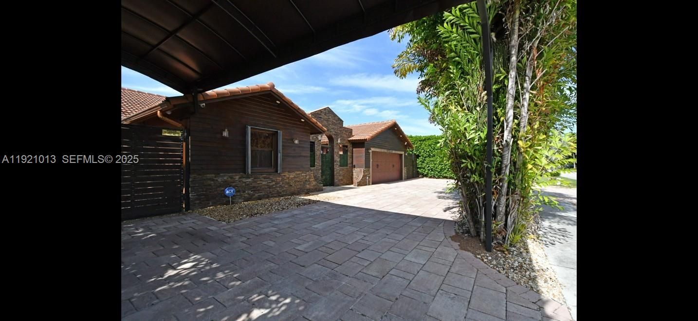 For Rent: $4,000 (4 beds, 2 baths, 1753 Square Feet)