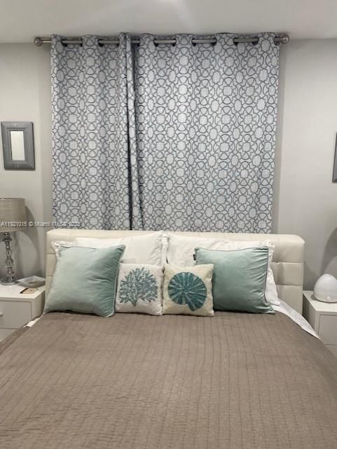 For Rent: $6,900 (3 beds, 2 baths, 2215 Square Feet)