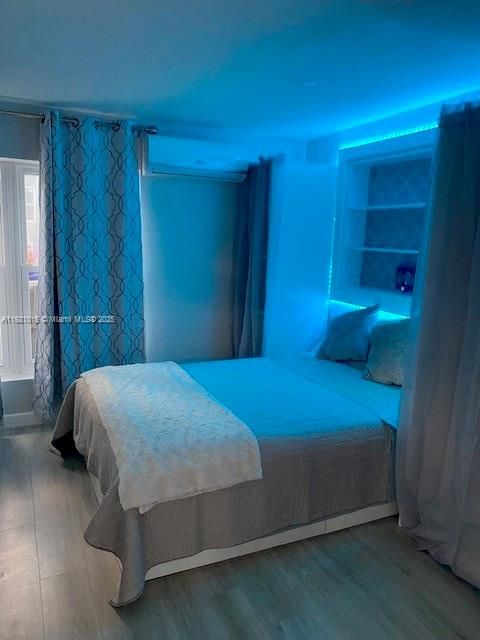 For Rent: $6,900 (3 beds, 2 baths, 2215 Square Feet)