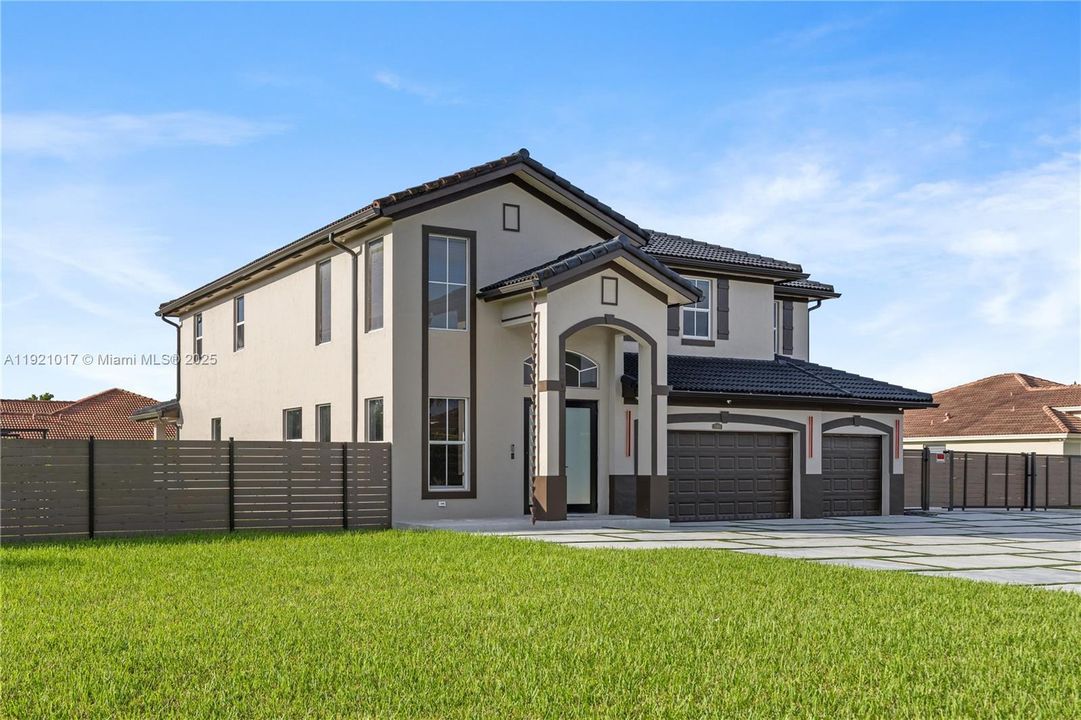 На продажу: $1,165,000 (5 спален, 4 ванн, 4007 Квадратных фут)