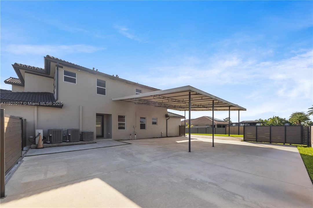 На продажу: $1,165,000 (5 спален, 4 ванн, 4007 Квадратных фут)