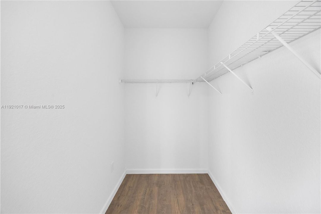 На продажу: $1,165,000 (5 спален, 4 ванн, 4007 Квадратных фут)