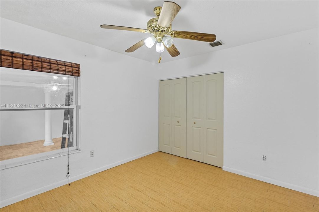 На продажу: $515,000 (3 спален, 1 ванн, 1015 Квадратных фут)