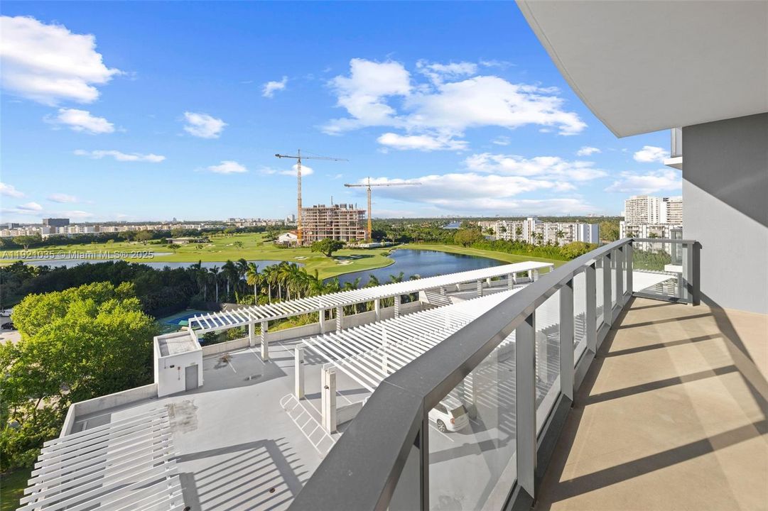 For Sale: $1,281,000 (2 beds, 2 baths, 1483 Square Feet)