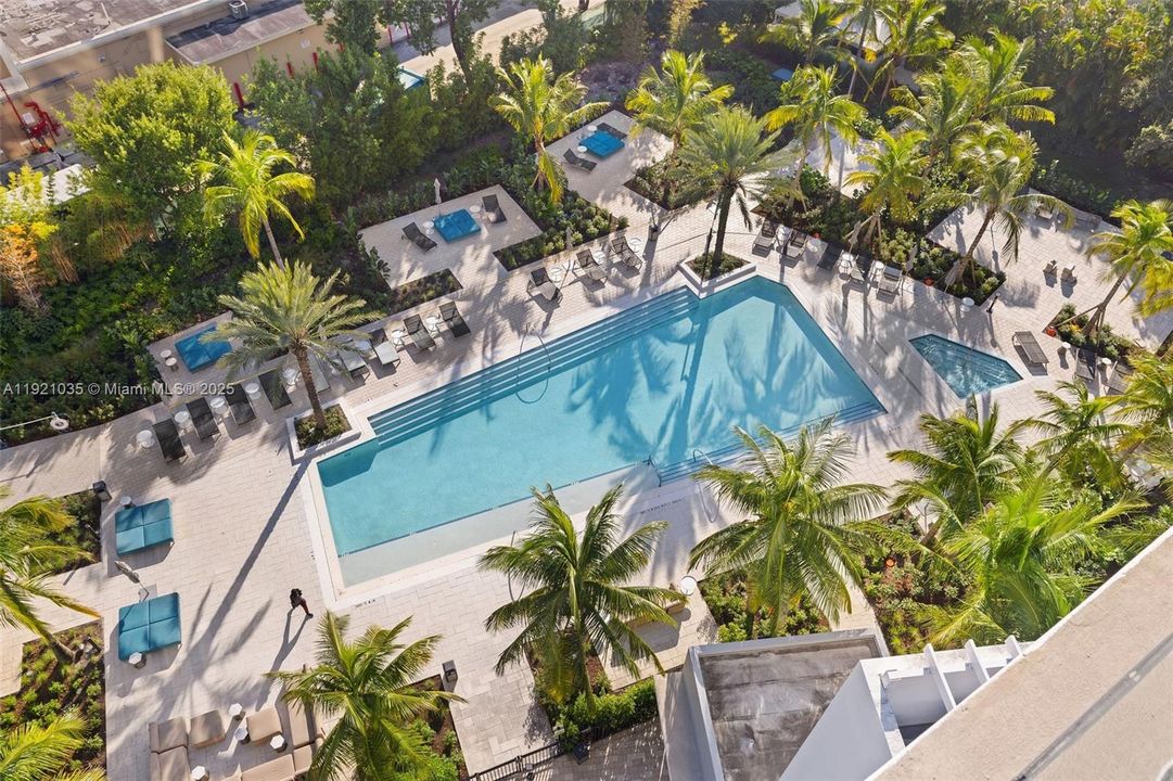 For Sale: $1,281,000 (2 beds, 2 baths, 1483 Square Feet)