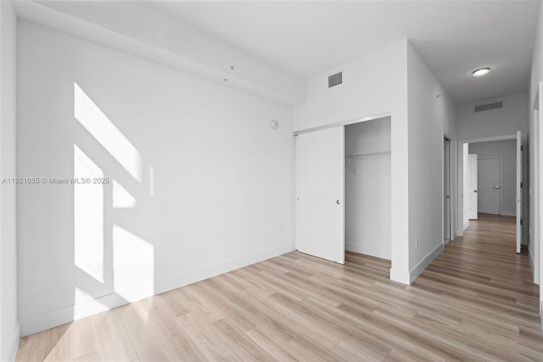 For Sale: $1,281,000 (2 beds, 2 baths, 1483 Square Feet)