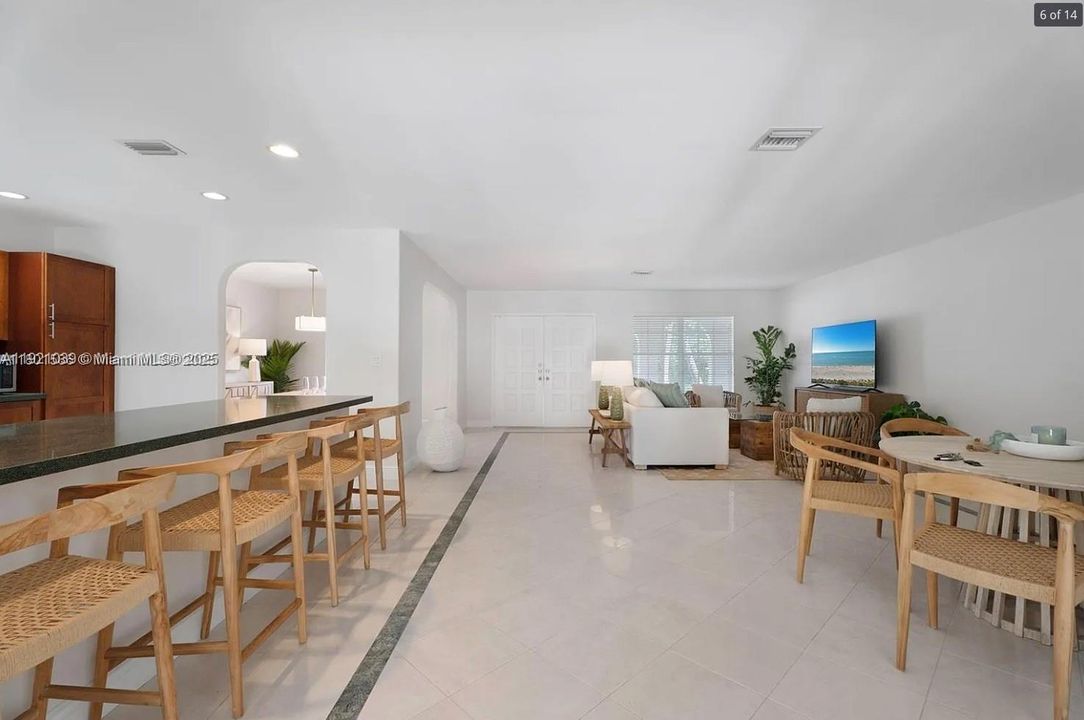 For Rent: $8,700 (3 beds, 3 baths, 2326 Square Feet)