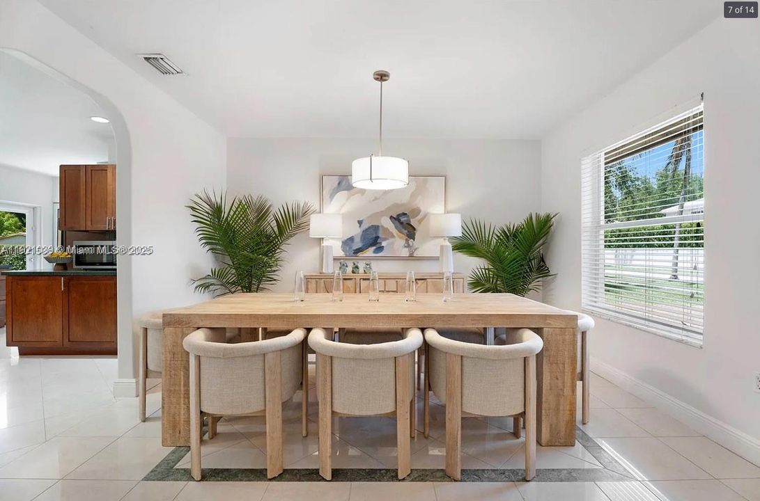 For Rent: $8,700 (3 beds, 3 baths, 2326 Square Feet)