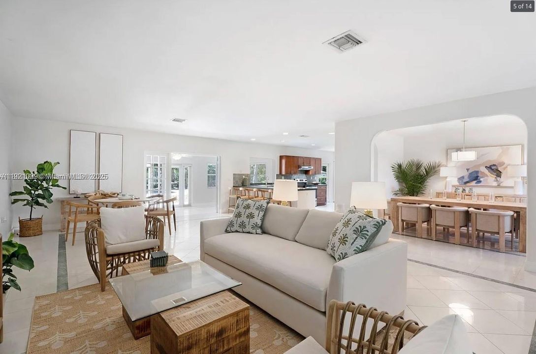 For Rent: $8,700 (3 beds, 3 baths, 2326 Square Feet)