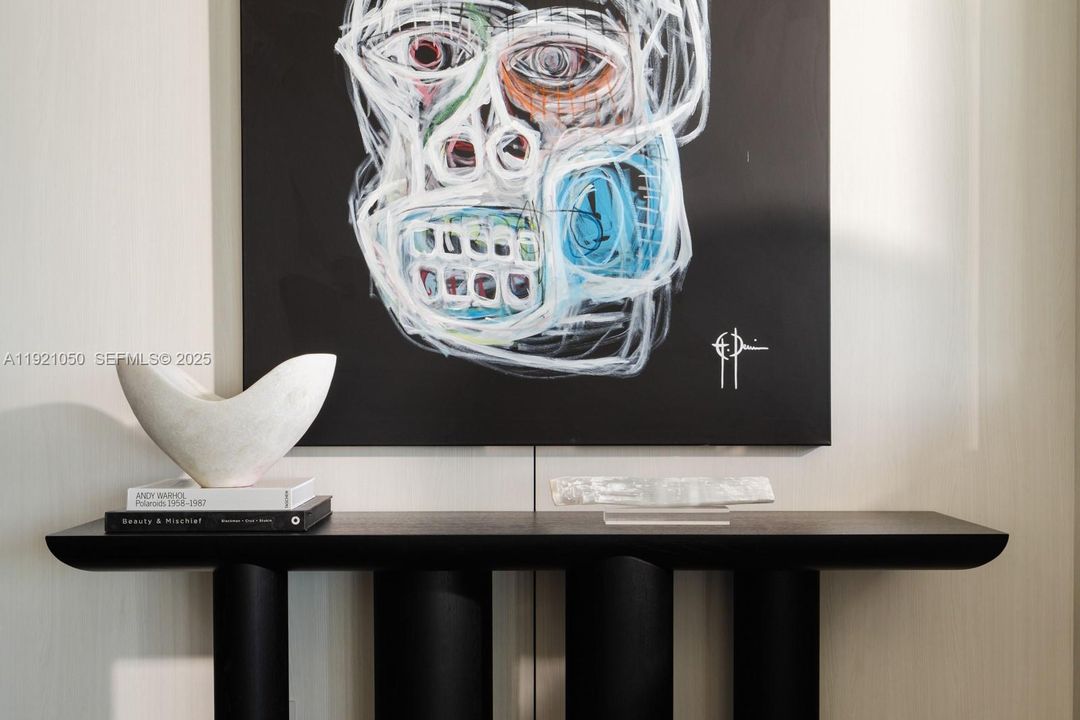 待售: $3,900,000 (3 贝兹, 3 浴室, 1725 平方英尺)