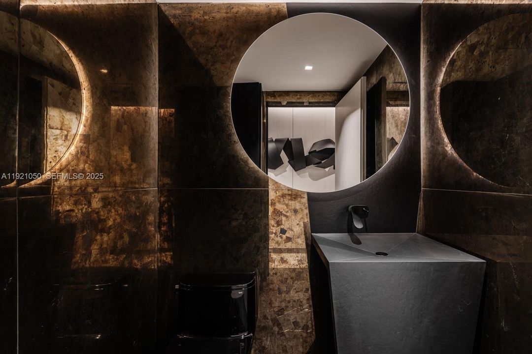 待售: $3,900,000 (3 贝兹, 3 浴室, 1725 平方英尺)