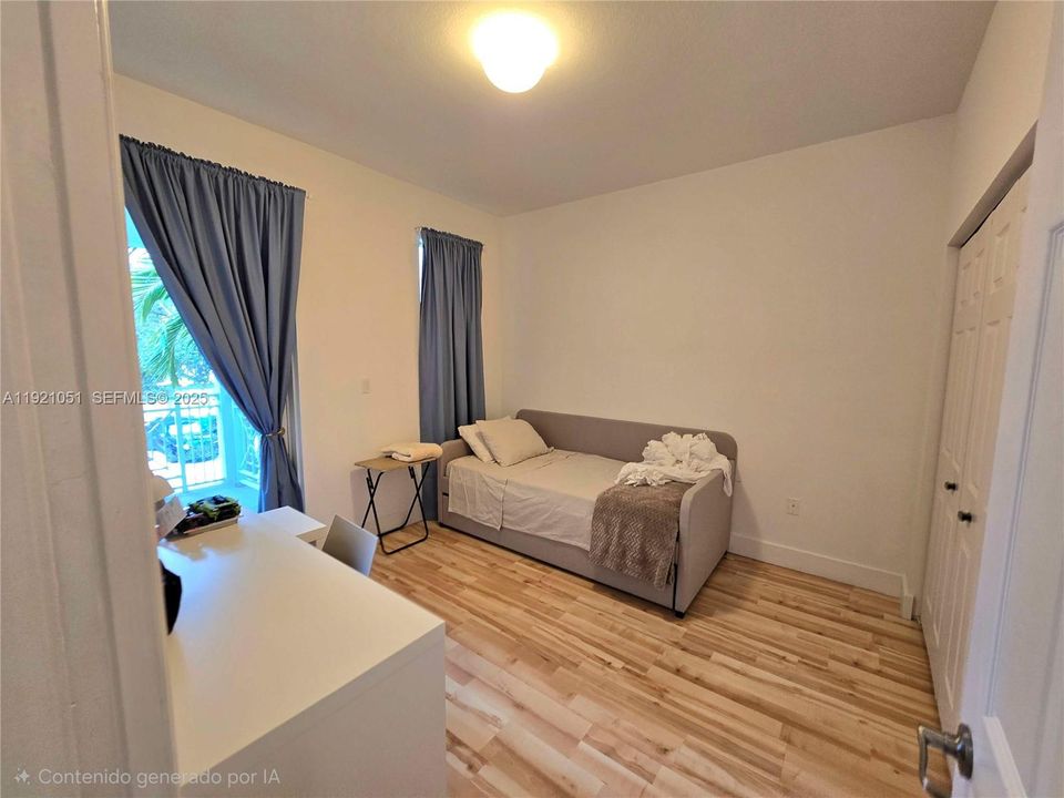 For Rent: $4,200 (3 beds, 2 baths, 2033 Square Feet)