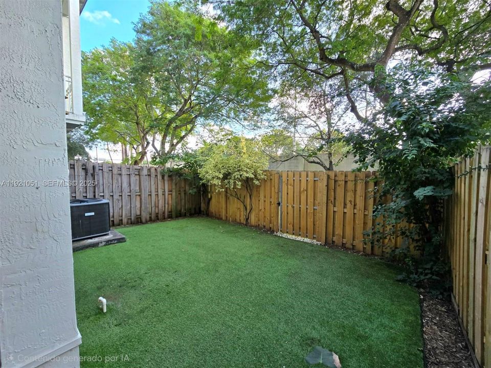 For Rent: $4,200 (3 beds, 2 baths, 2033 Square Feet)