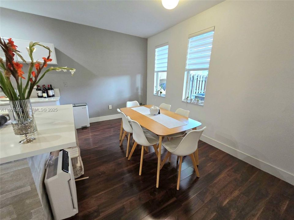 For Rent: $4,200 (3 beds, 2 baths, 2033 Square Feet)