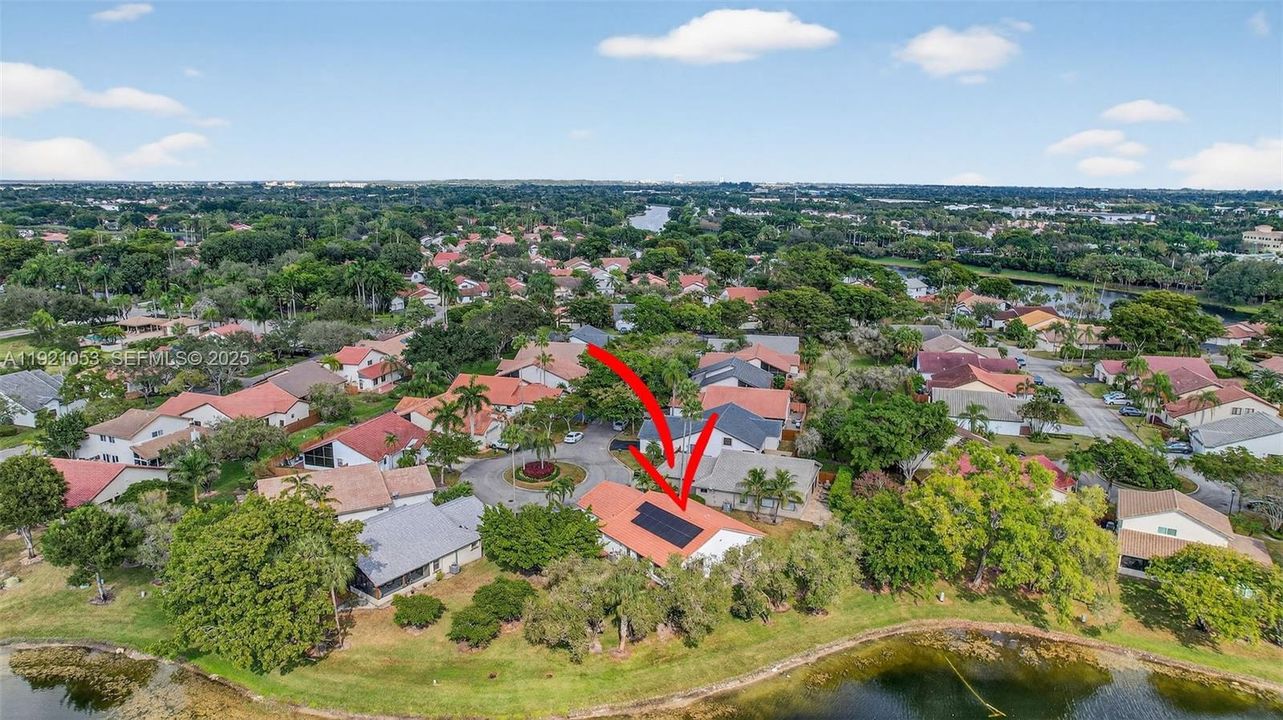 待售: $695,000 (3 贝兹, 2 浴室, 2010 平方英尺)