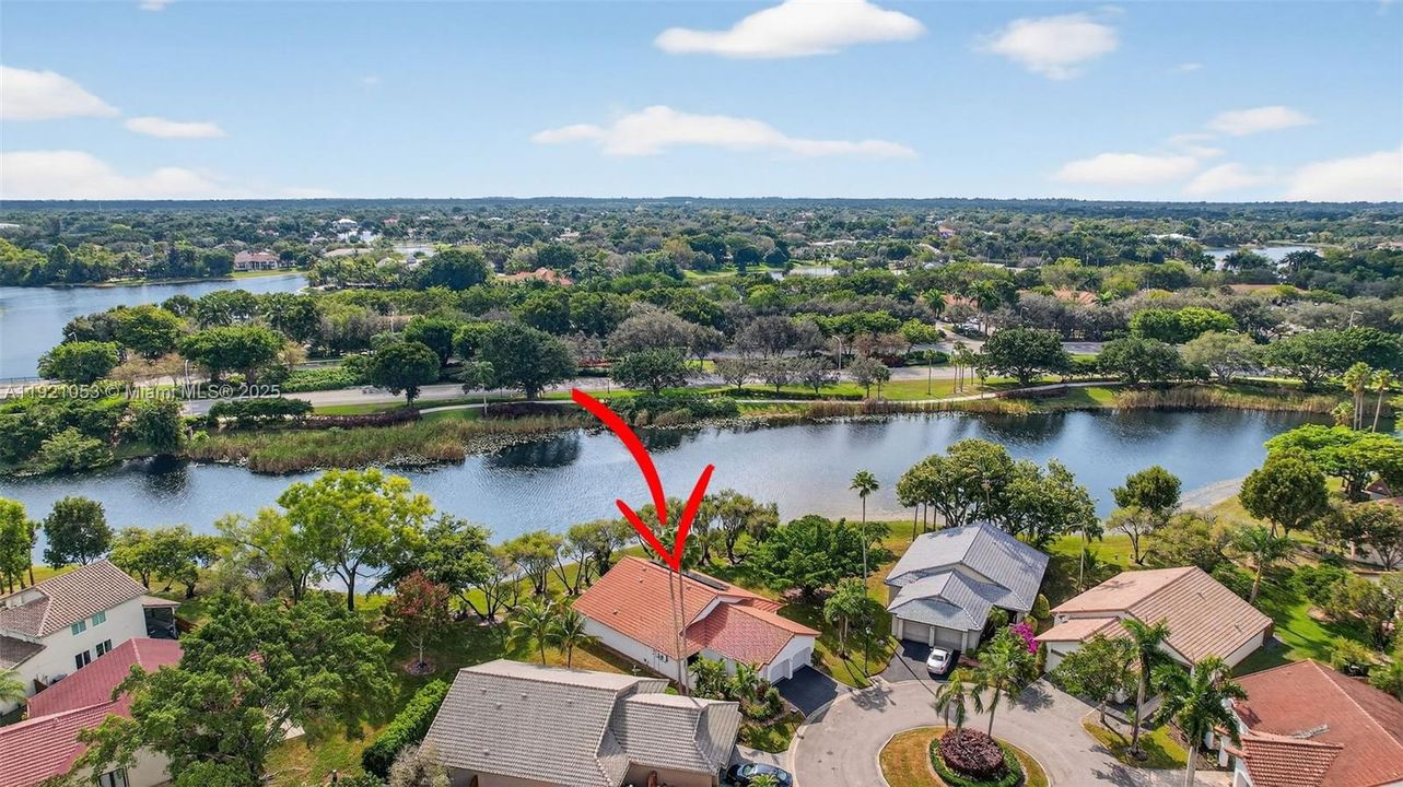 待售: $695,000 (3 贝兹, 2 浴室, 2010 平方英尺)