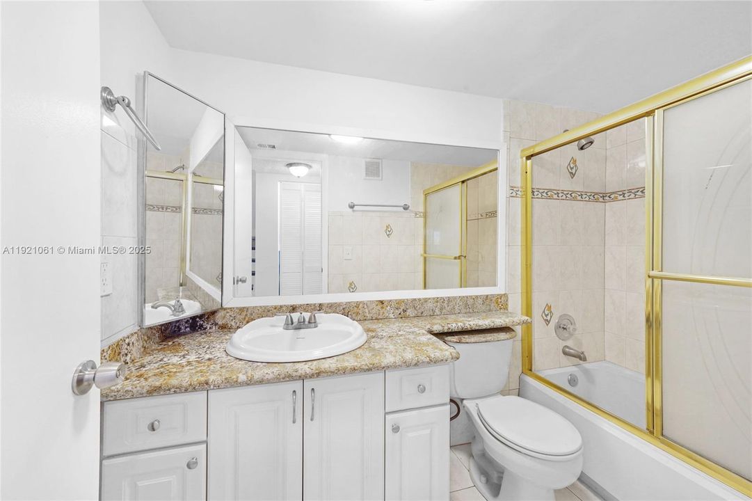 待售: $414,900 (2 贝兹, 2 浴室, 1368 平方英尺)