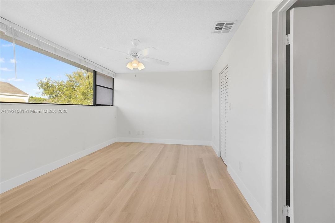 待售: $414,900 (2 贝兹, 2 浴室, 1368 平方英尺)