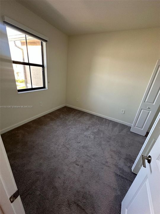 В аренду: $2,800 (3 спален, 2 ванн, 1483 Квадратных фут)