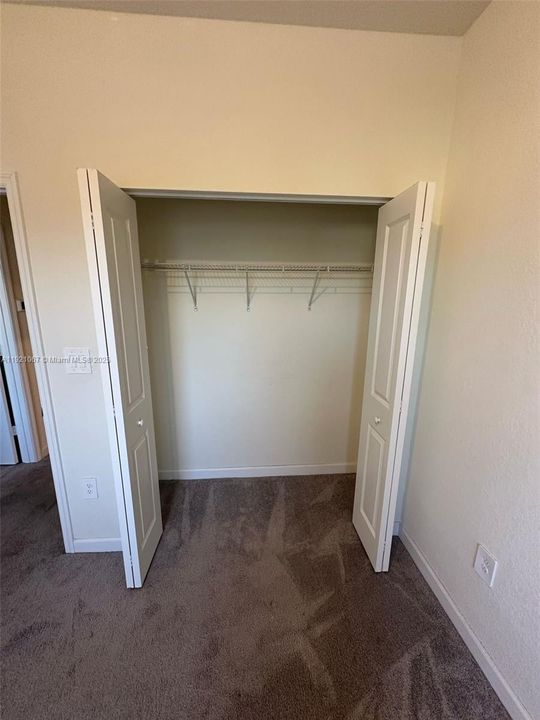 В аренду: $2,800 (3 спален, 2 ванн, 1483 Квадратных фут)