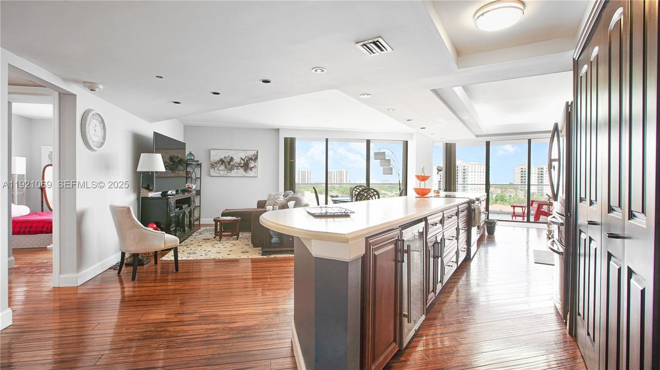 На продажу: $949,000 (4 спален, 4 ванн, 3044 Квадратных фут)