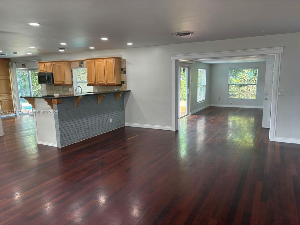 En Renta: $4,500 (3 camas, 2 baños, 1446 Pies cuadrados)