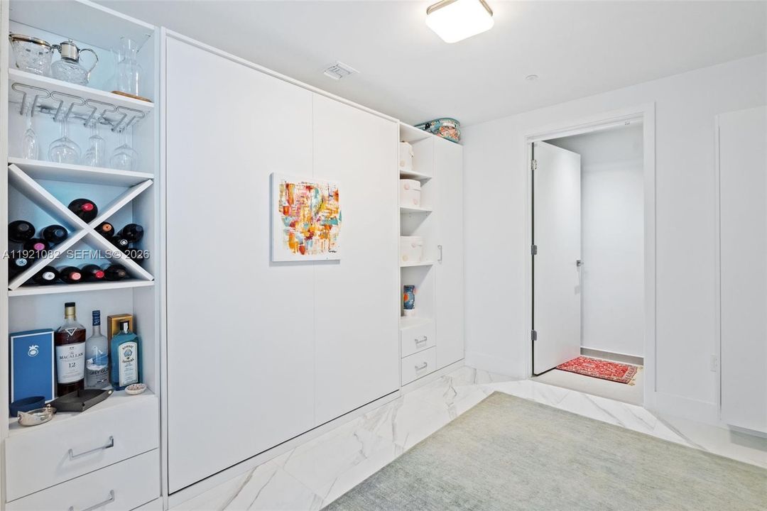 В аренду: $4,750 (1 спален, 1 ванн, 906 Квадратных фут)