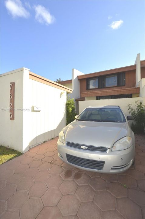 For Sale: $524,900 (3 beds, 2 baths, 1788 Square Feet)