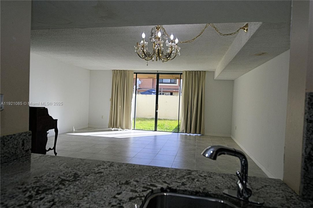 For Sale: $524,900 (3 beds, 2 baths, 1788 Square Feet)