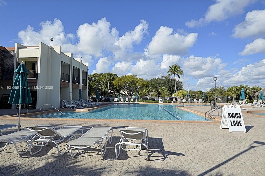 For Sale: $524,900 (3 beds, 2 baths, 1788 Square Feet)