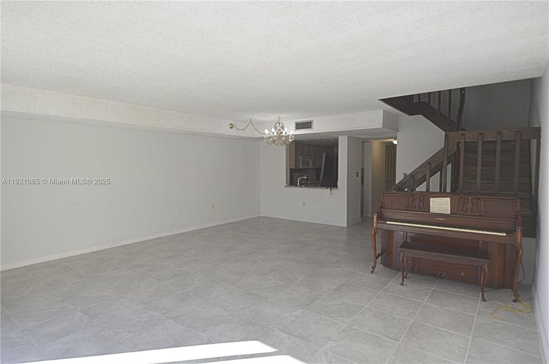 For Sale: $524,900 (3 beds, 2 baths, 1788 Square Feet)