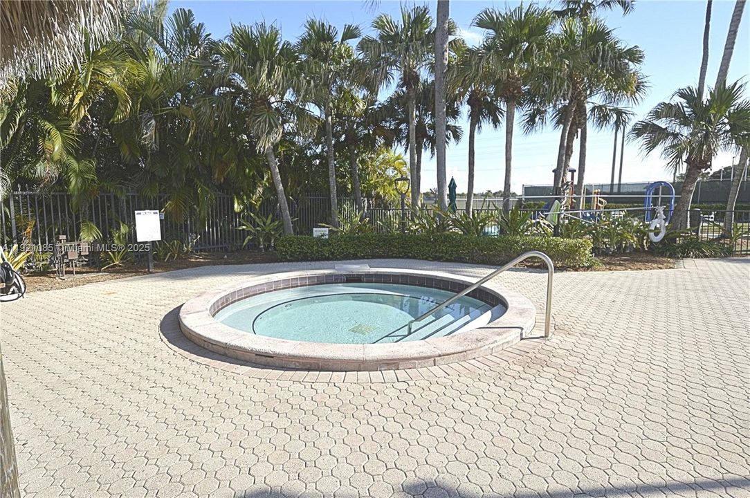 For Sale: $524,900 (3 beds, 2 baths, 1788 Square Feet)