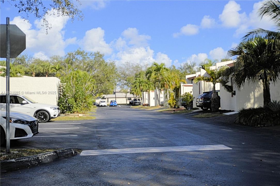 106th Ave - deadends at parking