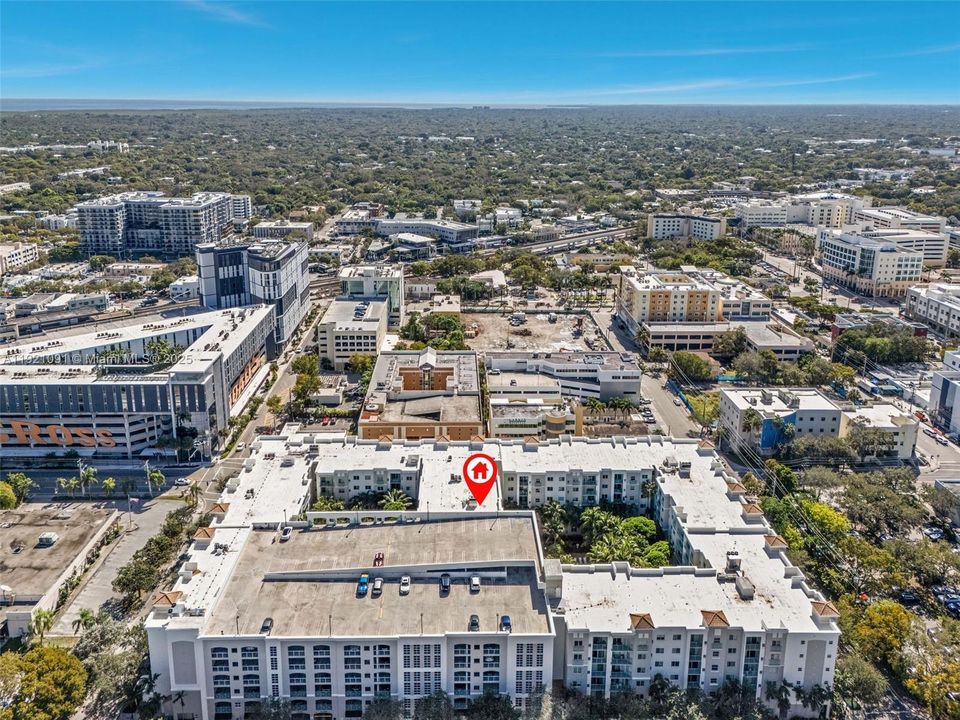 For Sale: $420,000 (2 beds, 2 baths, 1010 Square Feet)