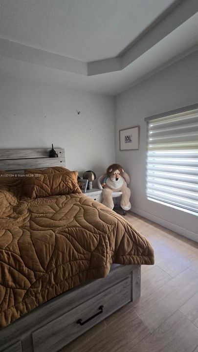 待售: $890,000 (4 贝兹, 3 浴室, 2107 平方英尺)